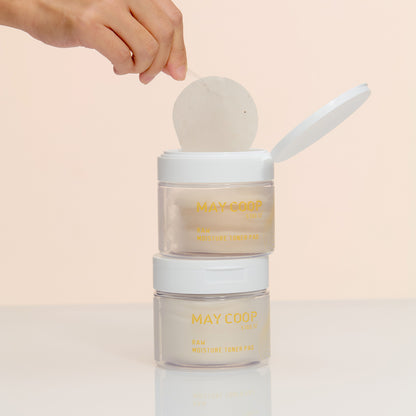 THE DAILY ESSENTIALS